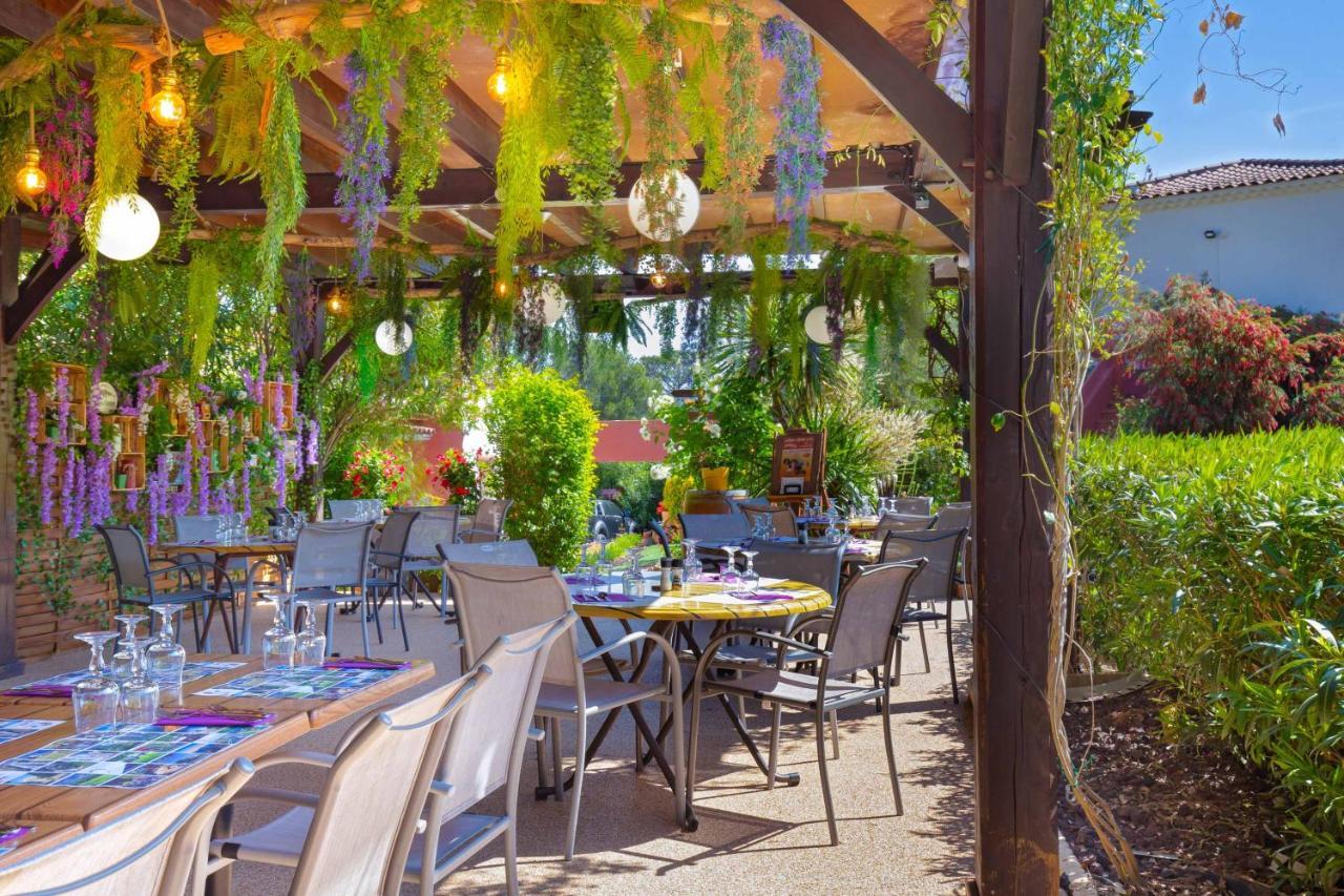 Les Pins Blancs En Provence Le Muy Exterior foto