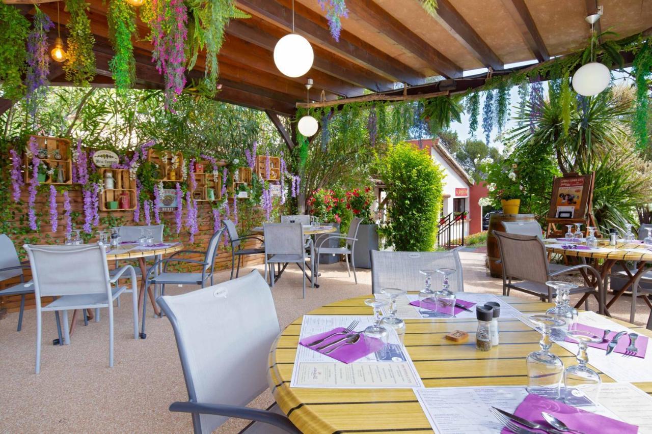Les Pins Blancs En Provence Le Muy Exterior foto