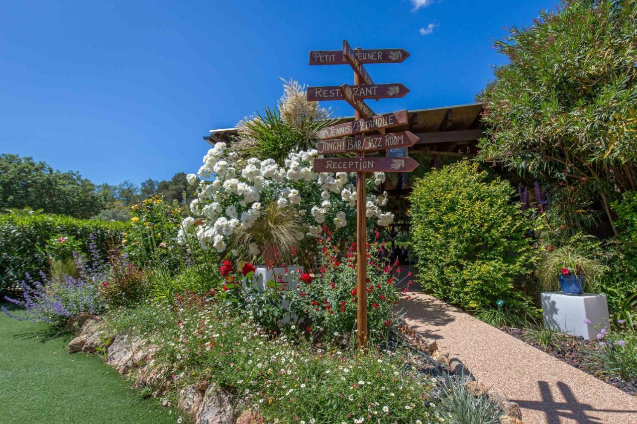 Les Pins Blancs En Provence Le Muy Exterior foto